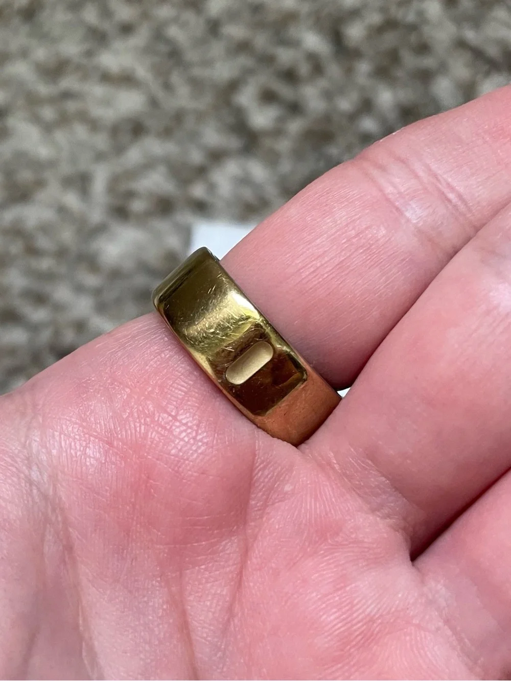Oura Ring 4 – Gold Size 7